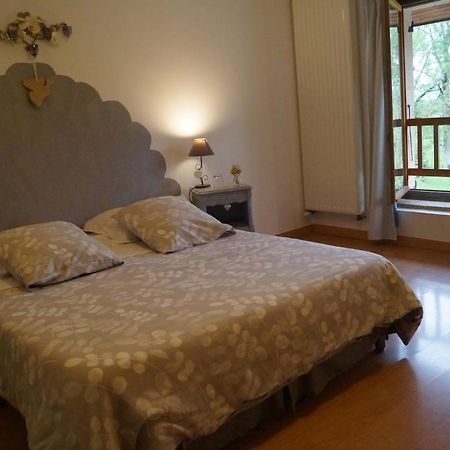 Chambre D'Hotes La Jument Grise Lescheroux Eksteriør bilde